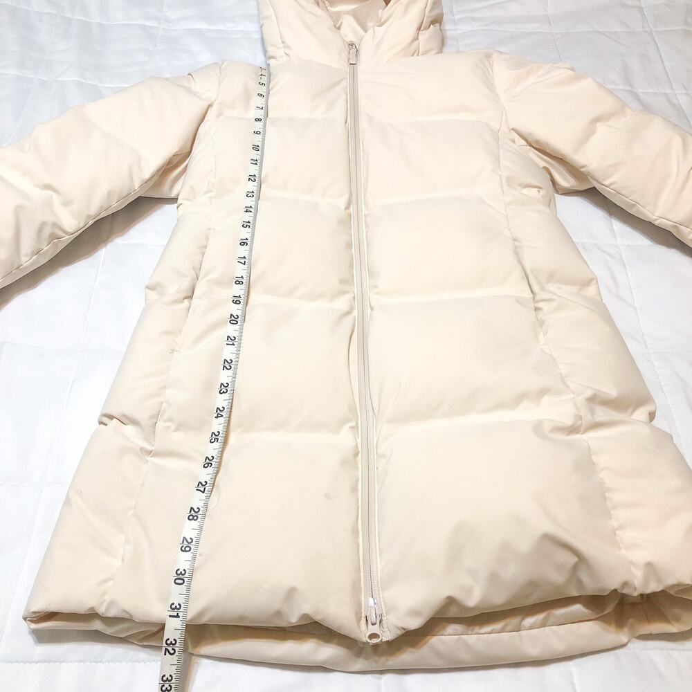 Uniqlo Seamless Down Short Coat Jacket - Picture 6 of 9